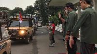 Gubernur Sumsel H Herman Deru saat melepas peserta Sumatera Tribute 2022 diselenggarakan oleh Land Rover Bedulur Sumsel, di Griya Agung, Jumat (4/2) pagi tadi.